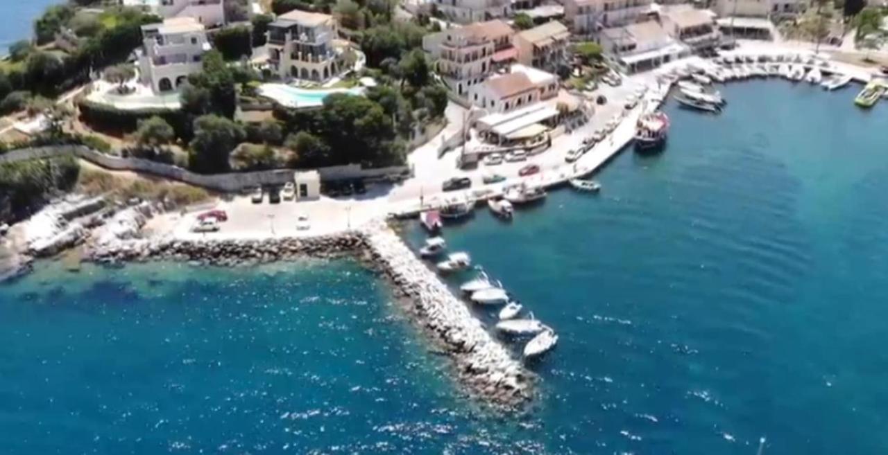 Limani Apartments Kassiopi Luaran gambar